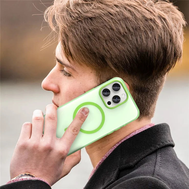 iPhone 15 Pro Max Translucent Case Magnetic Phone Cover Compatible with MagSafe - Fluorescent Green